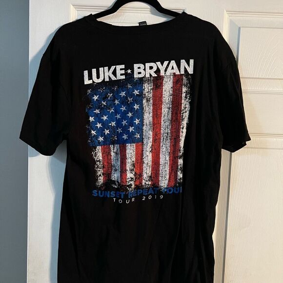 Luke Bryan 2019 Sunset Repeat Tour T-Shirt - Picture 4 of 5